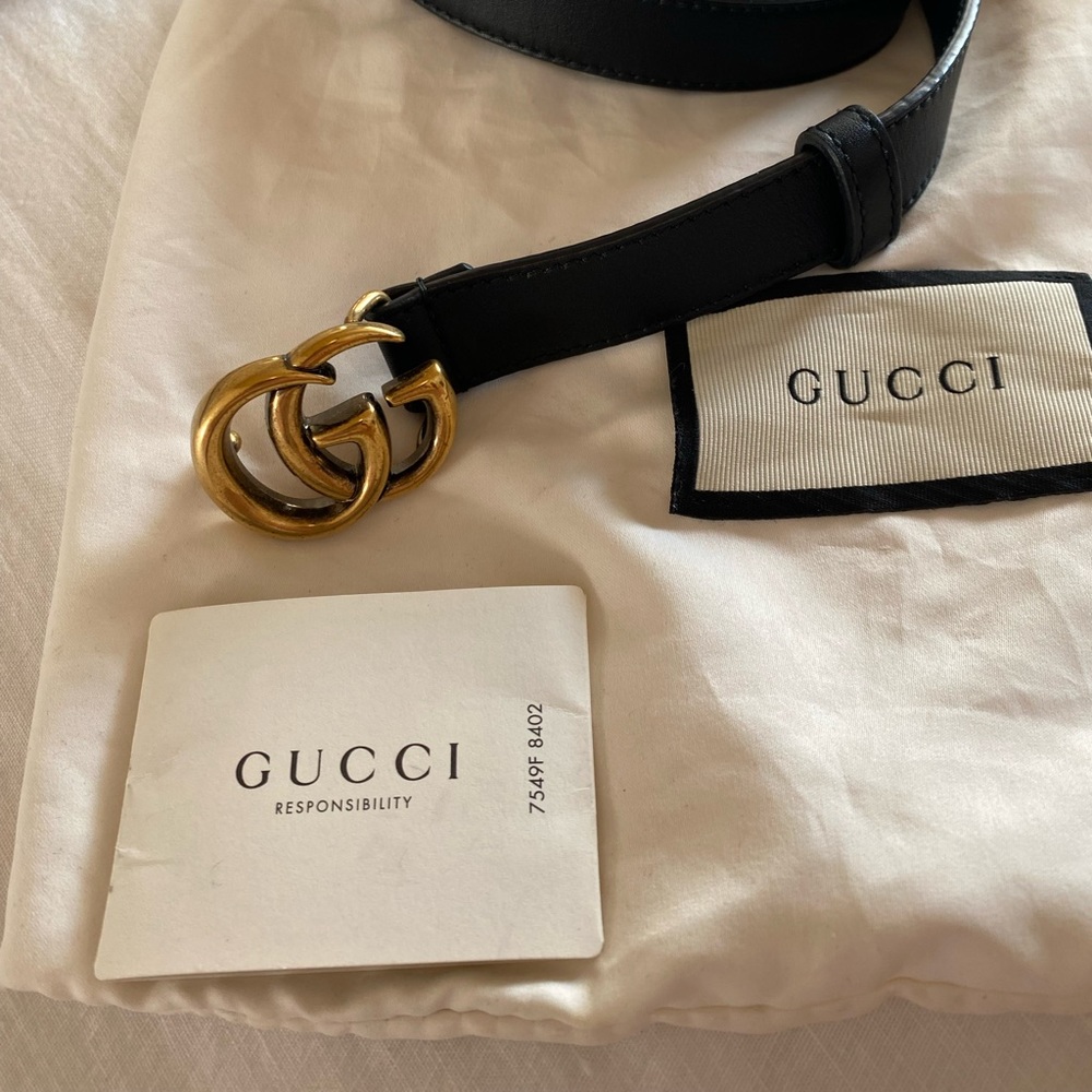 Gucci Belt, Perfect for size 0 to 2, comes with authentication card!